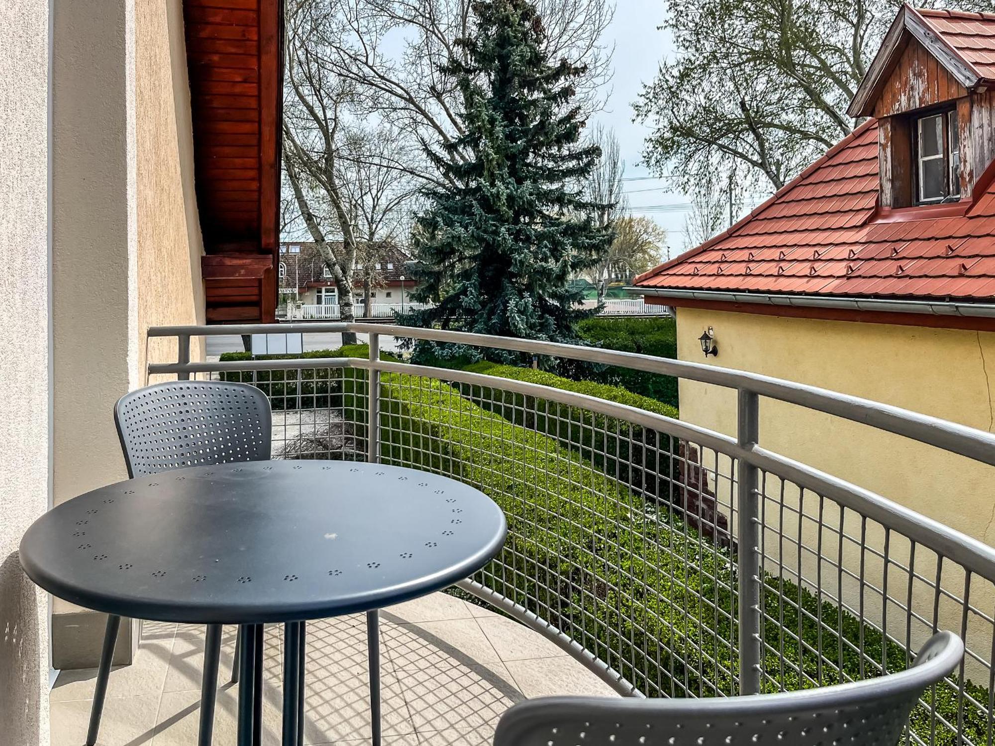 Villa 21 Boutique Rooms Balatonalmádi Eksteriør billede