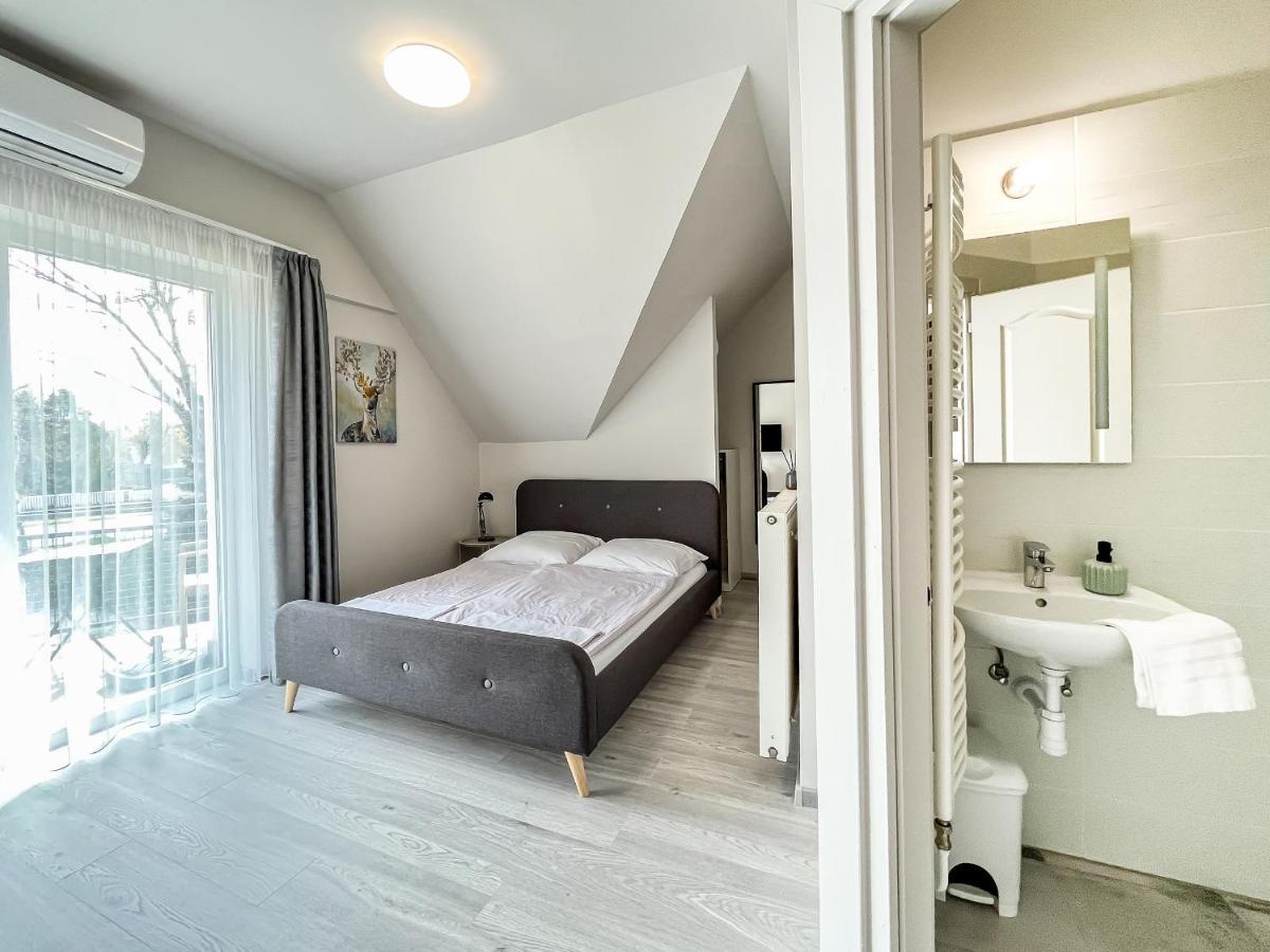Villa 21 Boutique Rooms Balatonalmádi Eksteriør billede