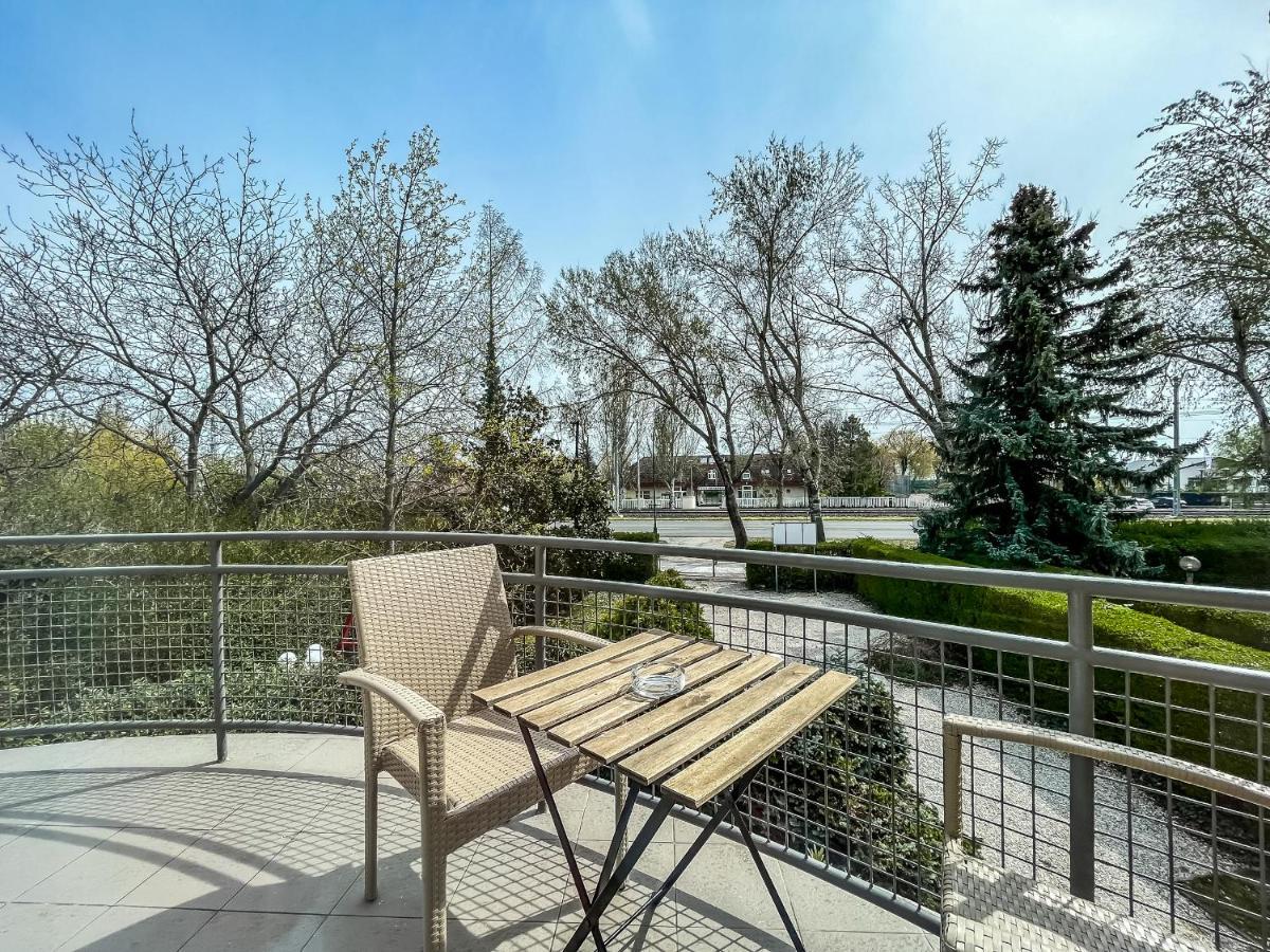 Villa 21 Boutique Rooms Balatonalmádi Eksteriør billede