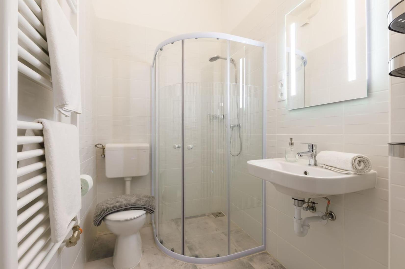Villa 21 Boutique Rooms Balatonalmádi Eksteriør billede